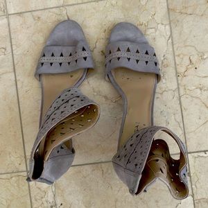 Vía spiga gray suede heels size 12 4inches